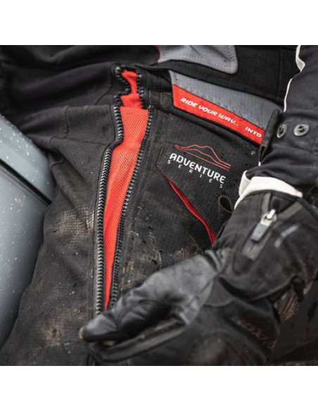 Pantaloni motociclete barbati Touring/Adventure Ixon All season model Ragnar MS culoare: negru/gri/rosu