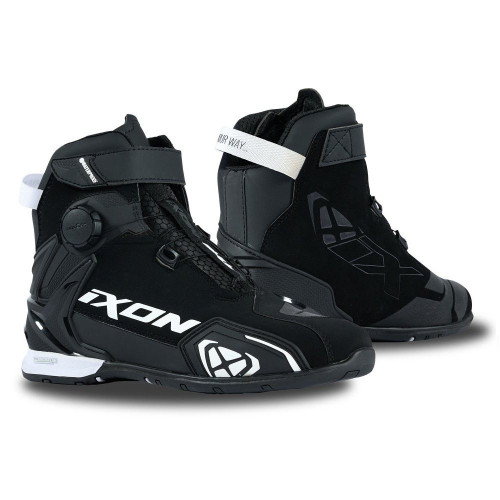 Ghete moto Roadster femei All Season Ixon model Bull 2 WP LS culoare: negru/alb (100% waterproof)