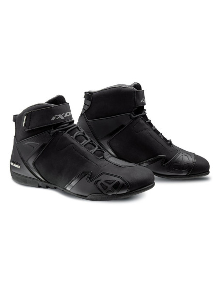 Ghete moto Roadster barbati All Season Ixon model Gambler WP MS culoare: negru (100% waterproof)