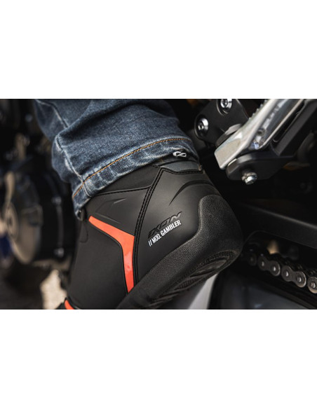 Ghete moto Roadster barbati All Season Ixon model Gambler WP MS culoare: negru/rosu (100% waterproof)