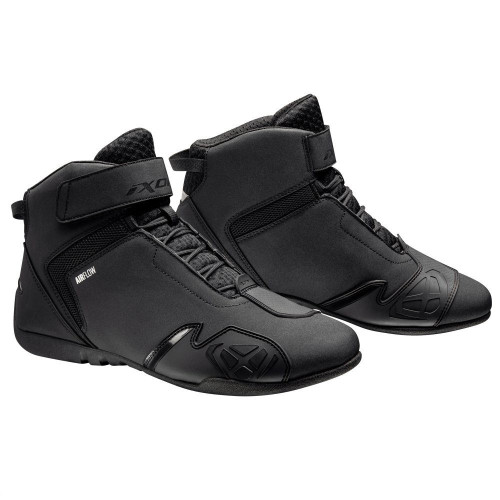 Ghete moto Roadster barbati All Season Ixon model Gambler MS culoare: negru