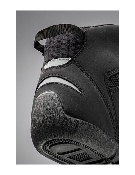Ghete moto Roadster femei All Season Ixon model Gambler LS culoare: negru