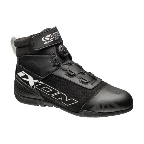 Ghete moto Roadster barbati all season Ixon model Ranker MS culoare: negru/alb 2