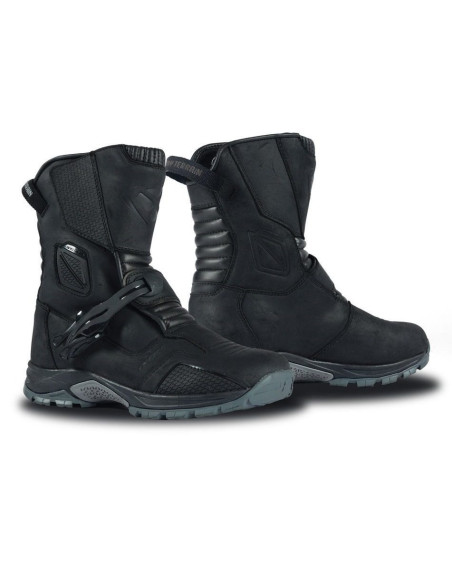 Ghete (cizme) moto Touring/Adventure barbati All Season Ixon model Klay WP MS culoare: negru (100% waterproof)
