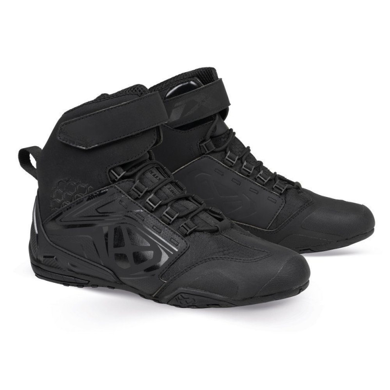 Ghete moto Roadster barbati All Season Ixon model Killer WP MS culoare: negru (100% waterproof)