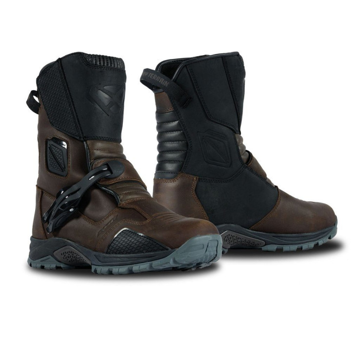 Ghete (cizme) moto Touring/Adventure barbati All Season Ixon model Klay WP MS culoare: maro/negru (100% waterproof)