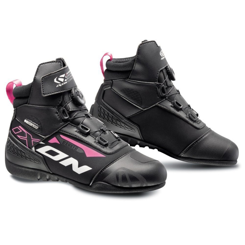 Ghete moto Roadster femei All season Ixon model Ranker WP LS culoare: negru/alb/fuchsia (roz) (100% waterproof)