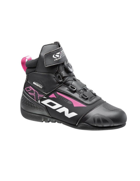 Ghete moto Roadster femei All season Ixon model Ranker WP LS culoare: negru/alb/fuchsia (roz) (100% waterproof)