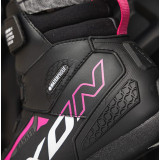 Ghete moto Roadster femei All season Ixon model Ranker WP LS culoare: negru/alb/fuchsia (roz) (100% waterproof)