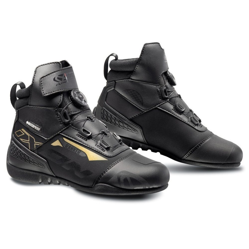 Ghete moto Roadster femei All season Ixon model Ranker WP LS culoare: negru/gold (auriu) (100% waterproof)