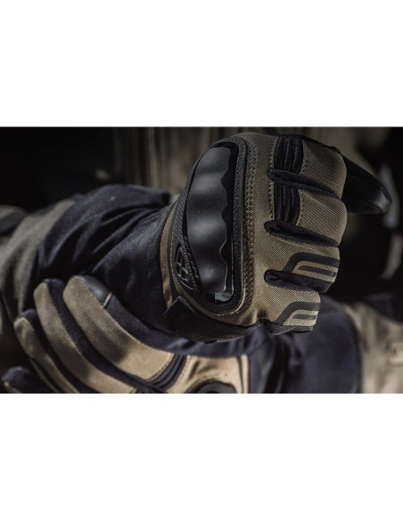 Manusi barbati Touring/Adventure Mid-season textil/piele Ixon model Drizzle MS culoare: khaki/negru – degete tactile (manusi lun