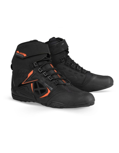 Ghete moto Roadster barbati All Season Ixon model Killer WP MS culoare: negru/portocaliu (100% waterproof)