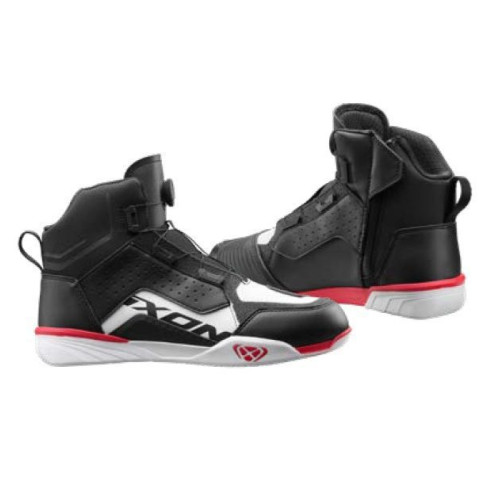 Ghete moto Urban/Roadster barbati All Season Ixon model Vyper WP MS culoare: negru/alb/rosu (100% waterproof)