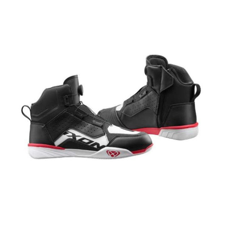 Ghete moto Urban/Roadster barbati All Season Ixon model Vyper WP MS culoare: negru/alb/rosu (100% waterproof)