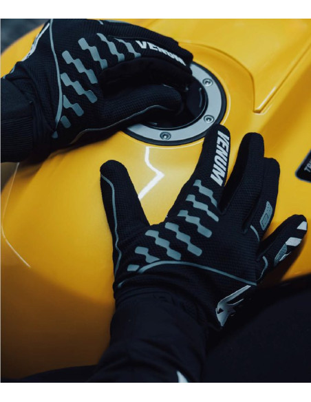Manusi barbati Roadster vara textil Ixon model Venum Hurry culoare: negru/gri/alb – degete tactile