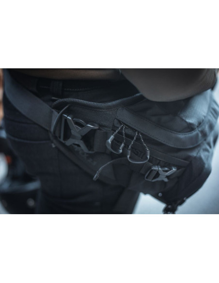 Borseta Ixon model A-Pex 25 - culoare: negru (volum: 2.5 litri)